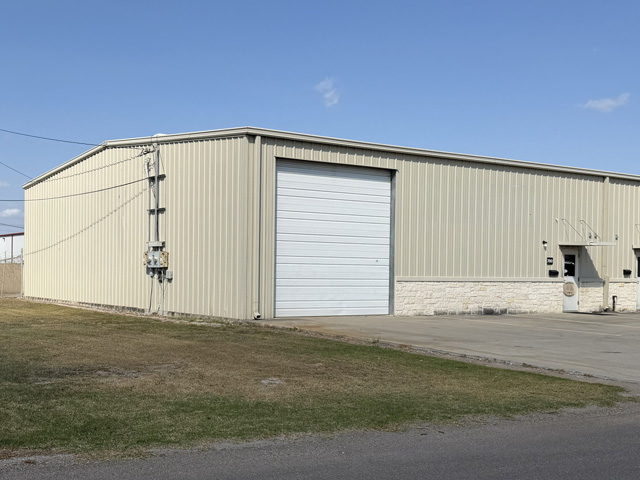 4910 Leopard St, Bldg 700, Corpus Christi, TX 78408