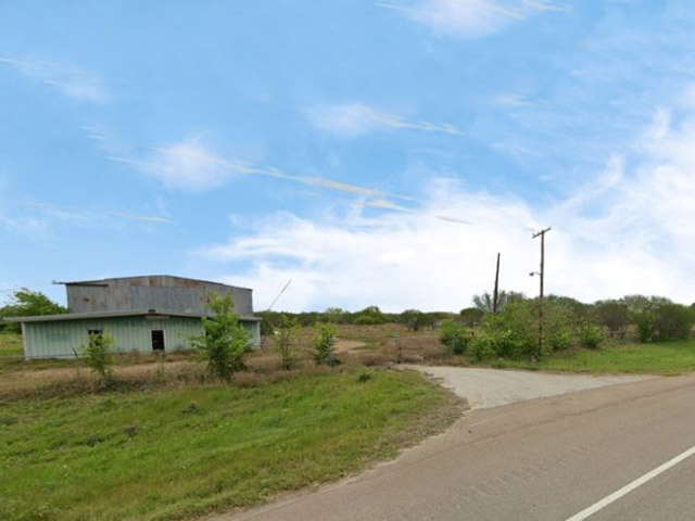 168 Hwy 183, Refugio, TX 78377