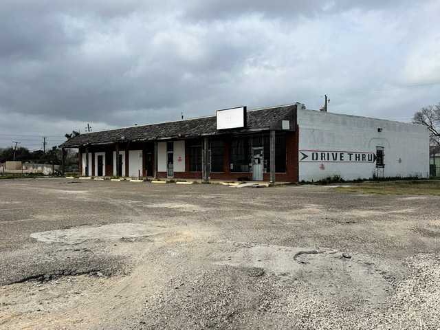 4410 Leopard St, Corpus Christi, TX 78408, Industrial Property For Sale