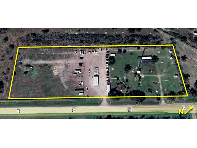 9347 N. Bus Hwy 77, Sinton, TX 78387